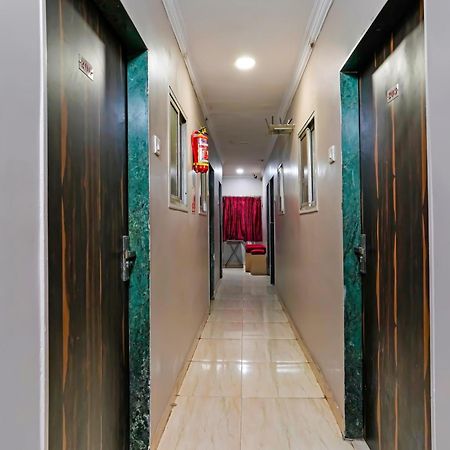 Super Hotel O Homestay Andheri East Bombaim Exterior foto
