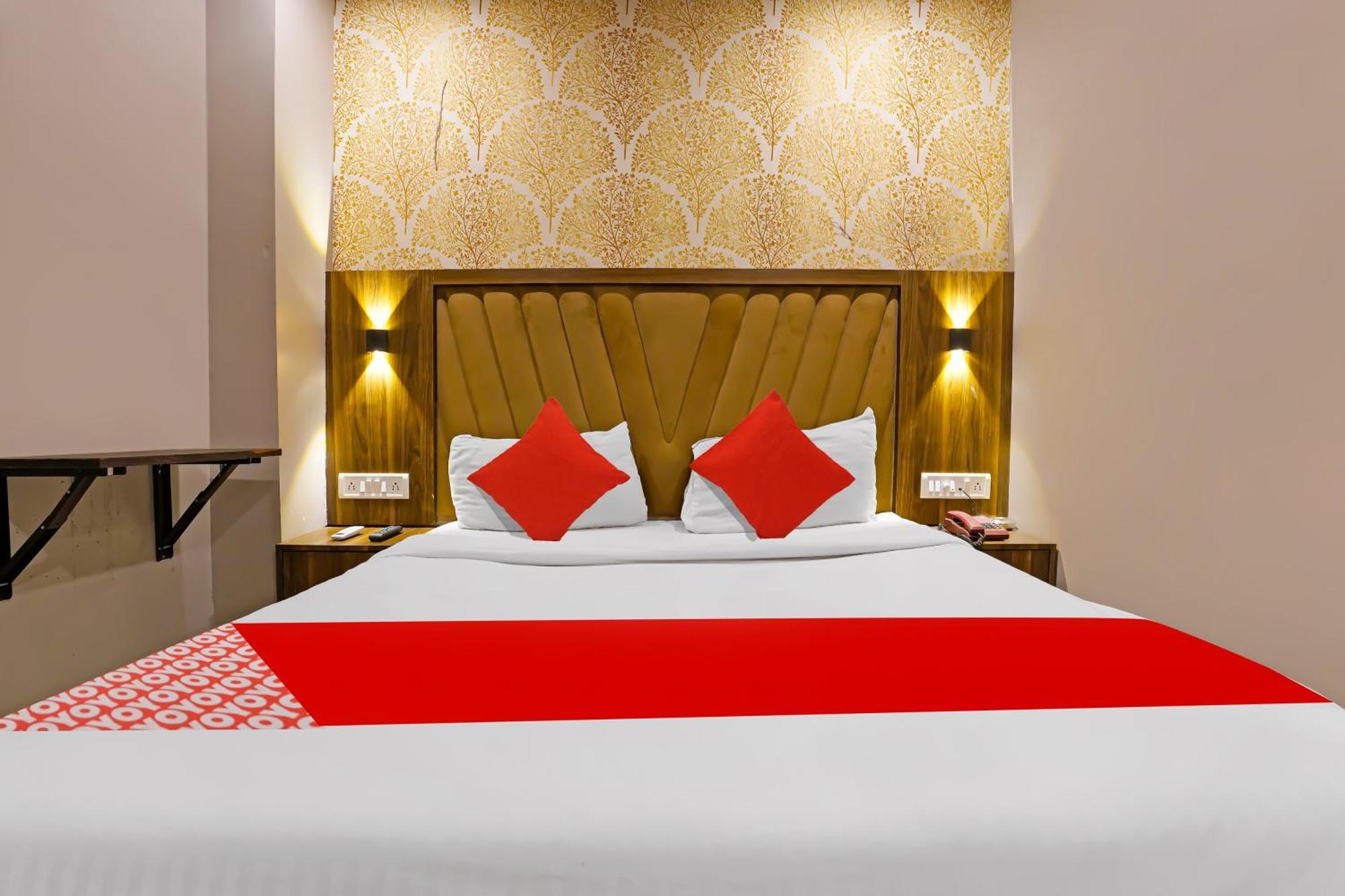 Super Hotel O Homestay Andheri East Bombaim Exterior foto